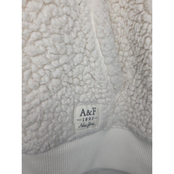 Abercrombie & Fitch Cream Colored Sherpa crop Hoodie 3/4 Zip Kangaroo Pouch Sz M - Picture 2 of 11